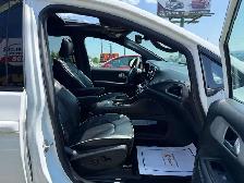 2025 Chrysler Pacifica LIMITED! CLEAN CARFAX! SAME DAY DELIVERY! - Photo 23