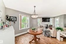 Amazing 2 bed, 2 bath, 3rd floor corner unit. - Photo 2