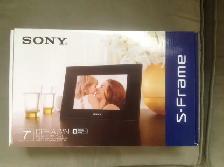 Sony 7-inch Digital Photo Frame