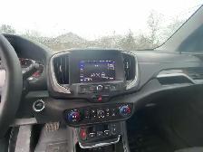 2021 GMC TerrainFWD 4DR SLE - Photo 5