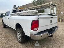 2018 Ram 2500 SLT 6.4L HEMI 4WD Crew Cab For Sale. - Photo 2
