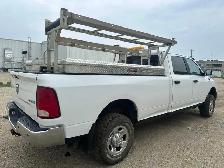 2018 Ram 2500 SLT 6.4L HEMI 4WD Crew Cab For Sale. - Photo 4