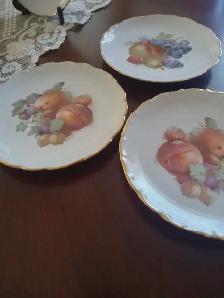 FRUIT/DESSERT PLATES- MADE IN BAVARIA -GERMANY - Photo 6