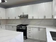 Calacatta Quartz Kitchen Countertop & Island