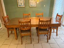 Solid Oak Dining Table & 8 Chairs - Photo 3