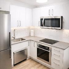 Studio Unit | Short Term | Downtown Toronto - Photo 2