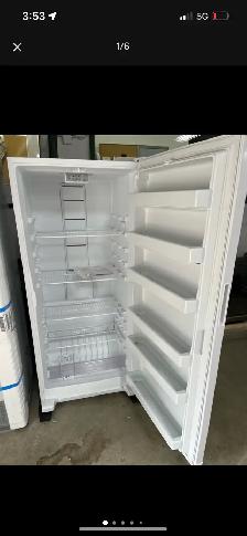 18 cu Ft Upright Freezer - NEW