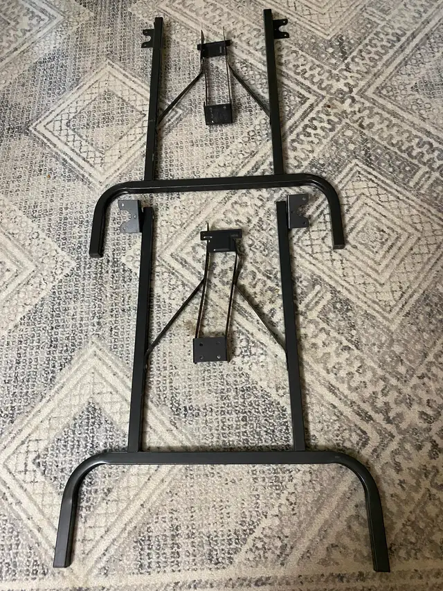 TABLE LEGS