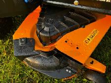 Cub Cadet Zero Turn lawn mower with steering wheel - Photo 8