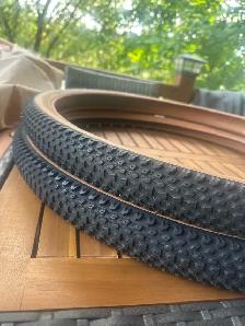 New 29x2.10 bike tires - Photo 3