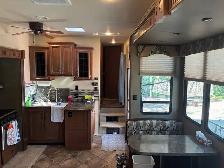 5th wheel - Photo 7