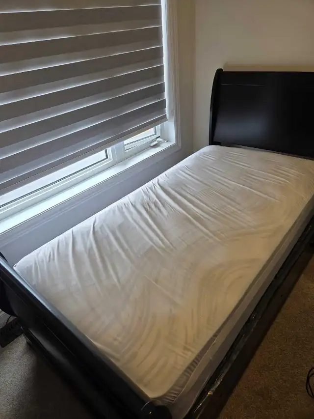⭐Large Room for Rent, Furnished⭐ Brampton/Caledon