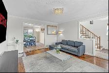 3 Bedroom Fully Furnished Home with 4 parking spaces - Photo 3
