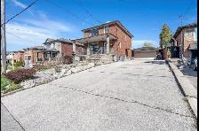 3 Bedroom Fully Furnished Home with 4 parking spaces - Photo 9