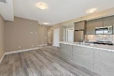 Top Floor Corner Unit - 2 Bed/2 Bath In Newer Building (2020) - Photo 2