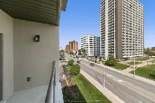 Top Floor Corner Unit - 2 Bed/2 Bath In Newer Building (2020) - Photo 8