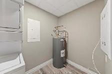 Top Floor Corner Unit - 2 Bed/2 Bath In Newer Building (2020) - Photo 13