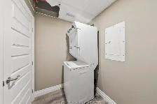 Top Floor Corner Unit - 2 Bed/2 Bath In Newer Building (2020) - Photo 19