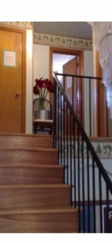 Room for rent near Humber College - Photo 3