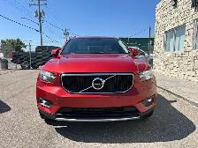 2019 Volvo XC40 T5 AWD Momentum 2.0L - Photo 2