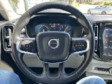 2019 Volvo XC40 T5 AWD Momentum 2.0L - Photo 10