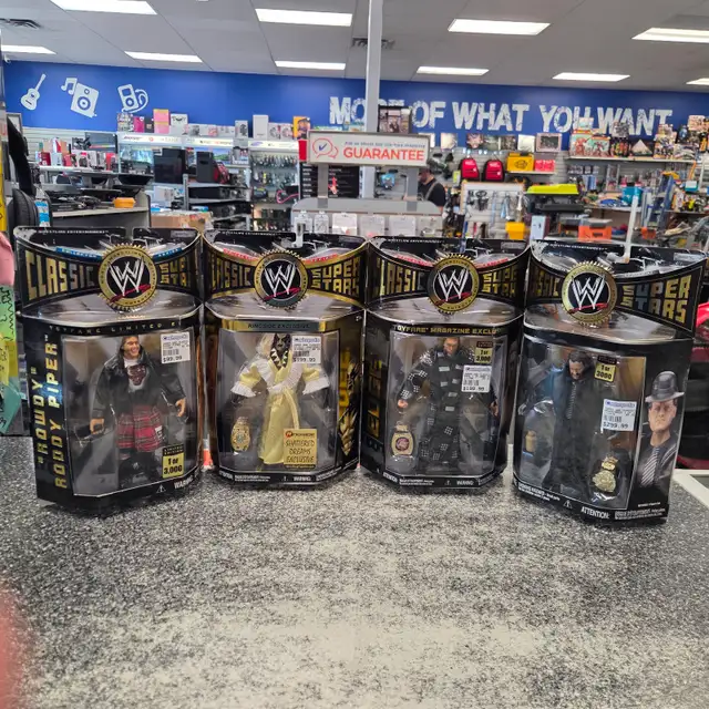 NEW Jakks WWE Classic Superstars RARE Figures @ Cashopolis!!