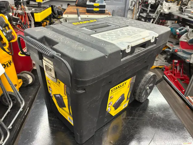 Stanley 0330Z6R Toolchest