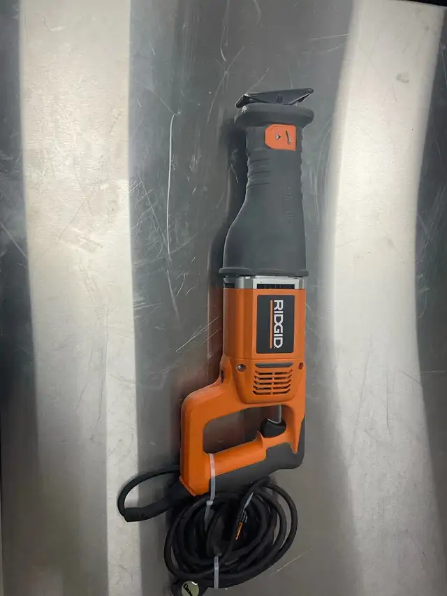 RIDGID CORDED SAWZALL