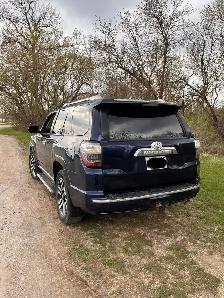 2014 Toyota 4Runner Limited - low mileage - safeties - Photo 3