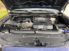 2014 Toyota 4Runner Limited - low mileage - safeties - Photo 9