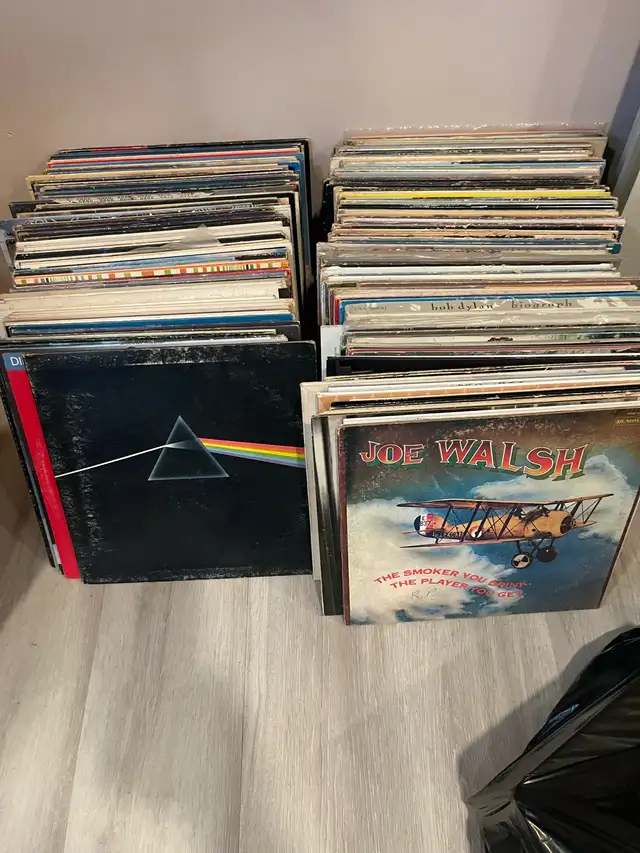 many 70’s rock and roll records