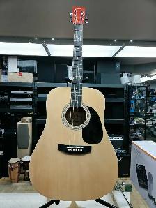 Guitare acoustique madera