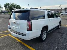 2020 GMC Yukon XL SLE 4WD No Cliam Former BC SUV - Photo 5