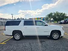 2020 GMC Yukon XL SLE 4WD No Cliam Former BC SUV - Photo 6