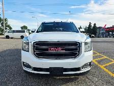 2020 GMC Yukon XL SLE 4WD No Cliam Former BC SUV - Photo 8