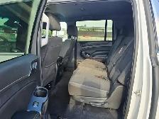 2020 GMC Yukon XL SLE 4WD No Cliam Former BC SUV - Photo 10