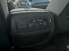 2020 GMC Yukon XL SLE 4WD No Cliam Former BC SUV - Photo 23