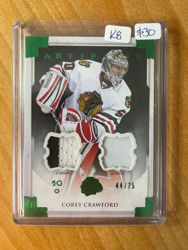 2013-14 Artifacts Jerseys Patch Emerald #106 Corey Crawford #'d