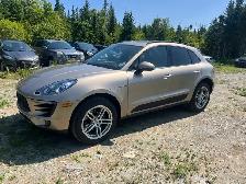 2017 Porsche Macan - Photo 2
