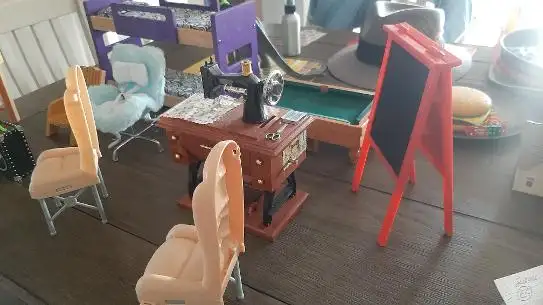 1/6 SCALE RARE MINITURE FURNITURE