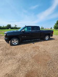 2018 silverado Z71 4x4 5.3 V8 $24,900