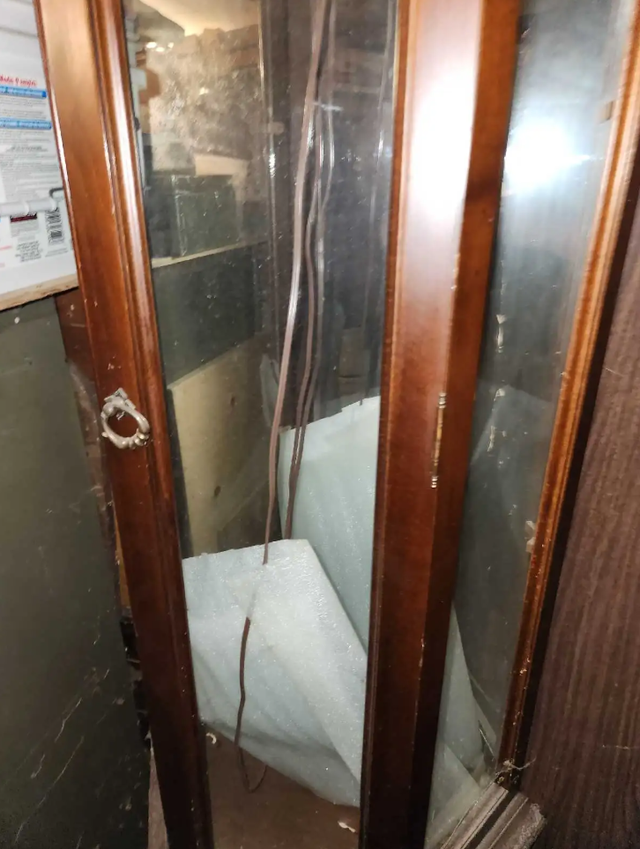 Glass Display Cabinet