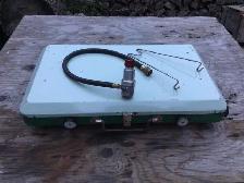 Coleman propane stove - 1# or 17# tank line hookup included - Photo 6