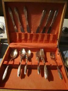 #42-15B   COUNTRY LANE silverware set for 6 - Photo 2