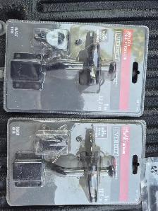 GATE ACCESSORIES- HINGES AND LATCHES - Photo 3