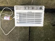 5000 BTU Window Air Conditioner Blows Cold! $60 ac unit