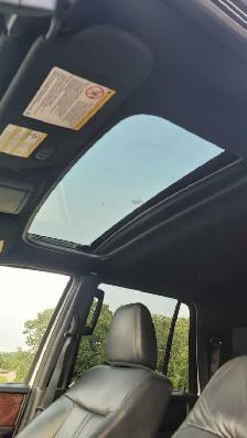 Saftied 2016 Lincoln Navigator l select - Photo 5