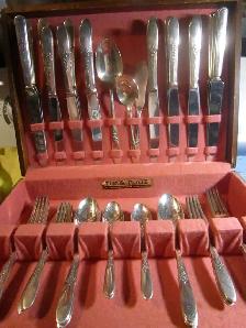 #13-51D   FANTASY silverware set for 8 - Photo 2