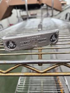 Brand new taylormade reserve B11 blade putter for sale!!