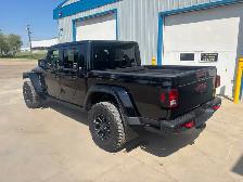 2023 Jeep Gladiator Rubicon - Photo 11